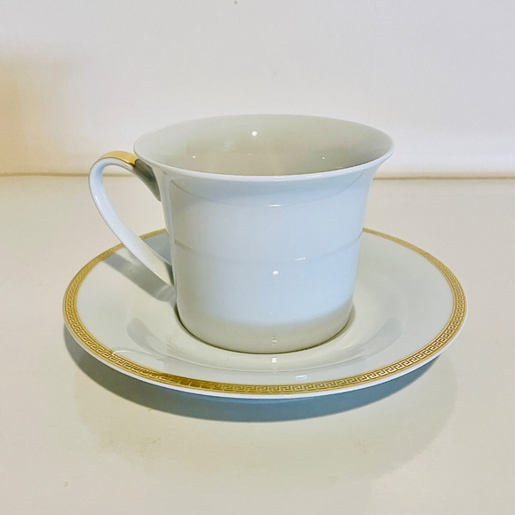 Versace x Rosenthal Medallion Meandre D'Or White & Gold Breakfast Cup and Saucer - Picture 5 of 15